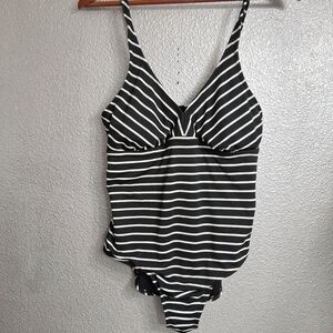 Catalina Striped One Piece Swimsuit   Size M (8-10)